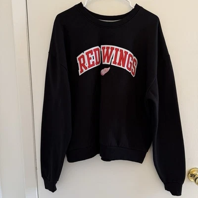 Women’s Detroit Red Wings Antigua Black Logo Cropped Crewneck Size XL - Image 1 of 4