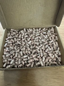 Tunable Coil 260053-02.5-23-2 2.5T RED 23 AWG Box of 1000 - Picture 1 of 3