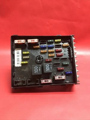 Volkswagen CC 2010 2,0 L relé de motor caja de fusibles caja de fusibles fabricante de equipos originales Foto 1 de 4