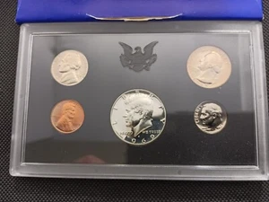 1969 S PROOF Set in Original Box US Mint (5 Coin Set) with 40% SILVER Kennedy - Picture 1 of 4