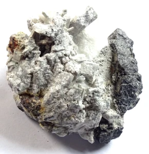 NEW IN - NATURAL MELANITE BLACK GARNET IN MATRIX 5.8 x 5.5 x 3.2 cm 88 gms - Picture 1 of 5