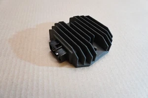 PATRÓN REGULADOR RECTIFICADOR YAMAHA TDM 850 TDM850 4TX 1996 - Imagen 1 de 5