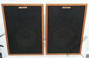 Klipsch HWO Heresey HWO Speaker Pair sequential serials - Picture 1 of 5