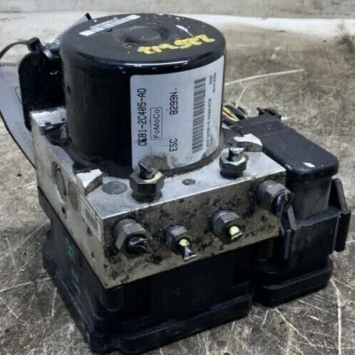 Conjunto de módulo de bomba de freno antibloqueo Ford Focus ABS 2013-2014 gasolina OEM Foto 1 de 4