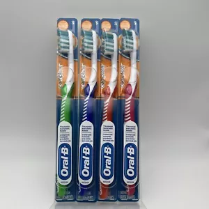 4x Oral B Complete Deep Clean Manual Toothbrush Bristles Soft - colors may vary - Picture 1 of 9