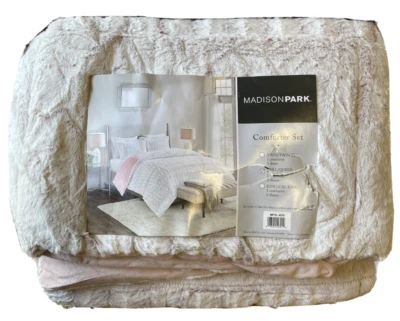 Madison Park Gia Soft Reversible Faux-Fur 3-Pc. Comforter Set FULL / QUEEN Pink - Image 1 of 4
