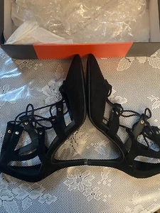 G By Guess Women's Black Suede Platform Stiletto Size 7.5 - Picture 1 of 10