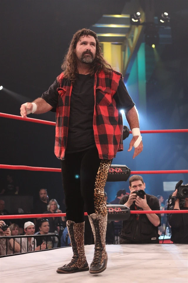 MICK FOLEY 8x10 TNA FOTO COLORIDA CRUA ECW WWE NXT AEW NXT  - Imagem 1 de 1