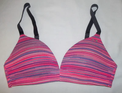 Sujetador deportivo Under Armour talla 32C rosa/púrpura equipo térmico ajustado con cierre trasero Foto 1 de 4
