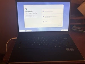 Google Chromebook (LTE And WiFi Connectivity) - Afbeelding 1 van 5
