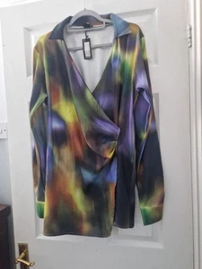 Boohoo Abstract Satin Wrap Holiday/ Wedding Shirt Dress -Size 10 - Picture 1 of 15