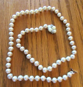 "Collar de perlas vintage firmado por Marvella 24"" cierre de estrás anudado individualmente" - Imagen 1 de 6