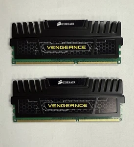 CORSAIR VENGEANCE 8GB (2X4GB) DDR3-1866MHz PC3-14900 CMZ8GX3M2A1866C9 GameMemory - Picture 1 of 3