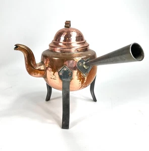 Vintage Scandinavian Copper Three-Legged Kettle – Rustic Farmhouse Decor, 23 cm - Picture 1 of 10