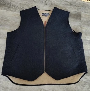 Woolrich Wool Blend Mens Vest Size L Sherpa Lined Full Zip Charcoal Gray EUC - Picture 1 of 10