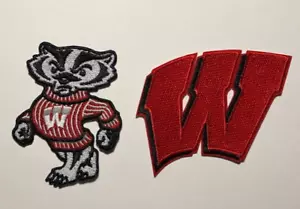 Tassi Wisconsin Bucky Badger University of Wisconsin W toppa 2 toppe ferro su - Foto 1 di 5