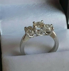 Sparkling Pretty Natural Diamonds  Ring 14k Gold 0.80 -1.00   Carat Total - Picture 1 of 5