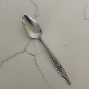 Oneida LASTING ROSE Stainless Oneidacraft Deluxe Glossy Flatware Teaspoon - Picture 1 of 5