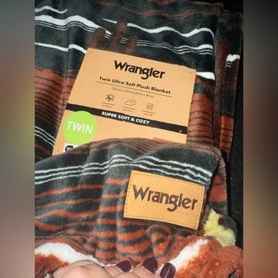 NUEVO Wrangler WESTERN COWBOY DESIERTO CACTUS HERRADURAS Peluche Doble Manta Talla 60x90 Foto 1 de 4