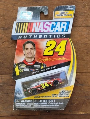 JEFF GORDON #24 Nascar Authentics Hendrick Motorsports 1/64 Diecast Car NEW — 第 1/2 张图片