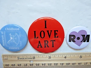 ROM I love art  pin button lot Toronto Museum childhood Royal Ontario Museum vtg - Picture 1 of 3
