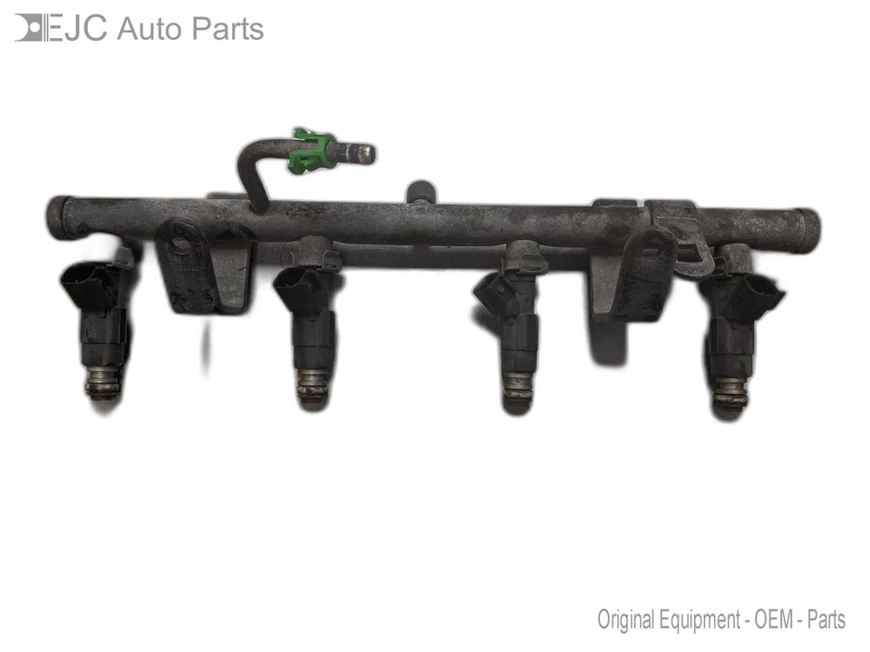 Juego de inyectores de combustible con riel para 98-00 Dodge Stratus 2.4 Foto 1 de 4