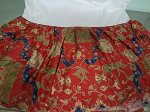 Ralph Lauren "Wintergarten rot" King Bett Rock-15" Drop-NOS-100% Baumwollsatin - Bild 1 von 4