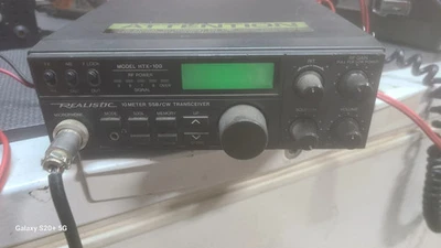 Vintage Radio Shack Realistic HTX-100 10M Transceiver - Image 1 of 4