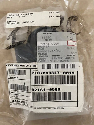 NOS 2008-2018 Kawasaki KLR 650 Radiator Damper 92161-0509 New OEM Foto 1 de 4