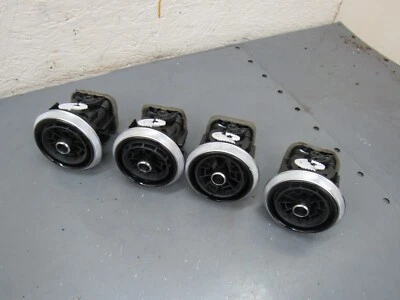 Оригинальные вентиляционные отверстия для приборной панели Audi A3 2017-2020 годов выпуска - Изображение 1 из 4