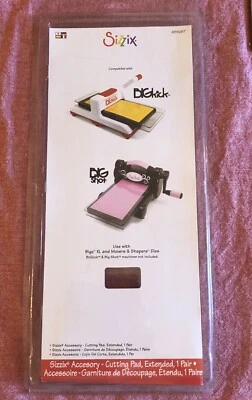 Sizzix  BIGkick/Big Shot Extended Cutting Pads 1 Pair 655267 - Image 1 of 4
