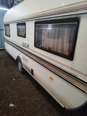 caravane vintage - Photo 1/2