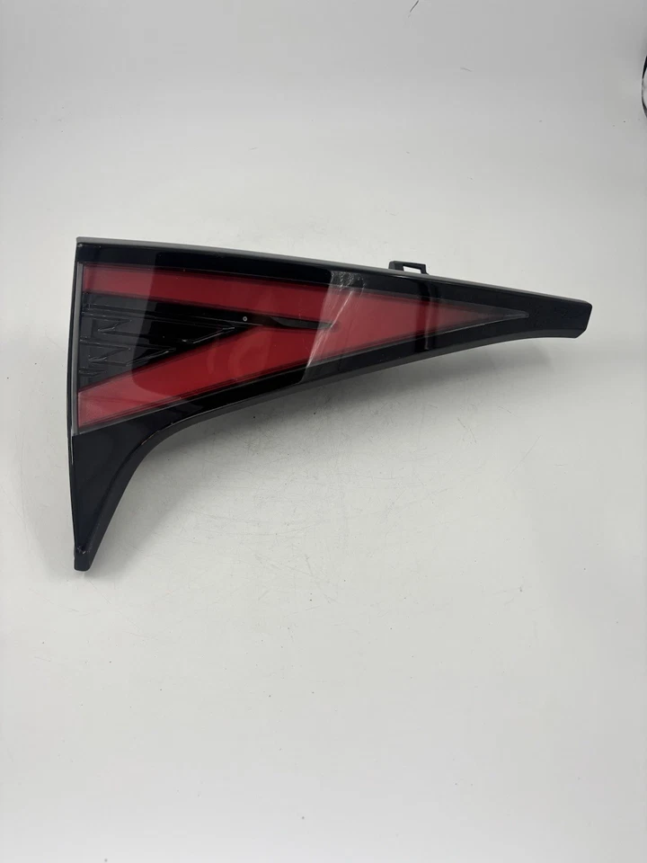 OEM 2023 2024 KIA SPORTAGE LUZ TRASERA LED ESTILO PUERTA LEVADIZA MONTADA LH ¡BONITO!! Foto 1 de 4