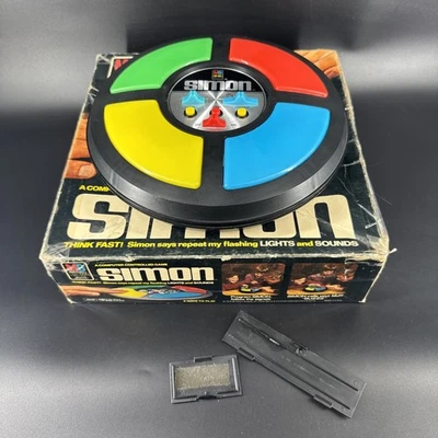 Juego electrónico vintage 1978 Simon Milton Bradley EE. UU. SOLO PARA PIEZAS Foto 1 de 4