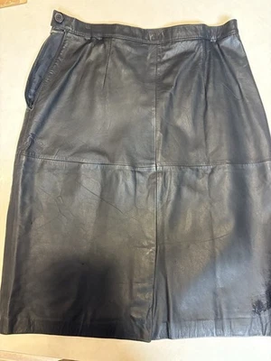 黑色皮革裙-雅芳时尚-女式 9/10 码-韩国制造- — 第 1/4 张图片