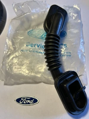 New Genuine Ford Mondeo Mk2 Wiring Harness Rubber Grommet Cover Shield ST220 - Image 1 of 4