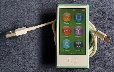 Apple iPod nano 7th Generation Green (16GB) Serial No: DCYJLYVKF0GQ - Image 1 of 4