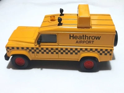 Modellino Matchbox Super Kings K-144 Land Rover 110  (1987) - Immagine 1 di 4