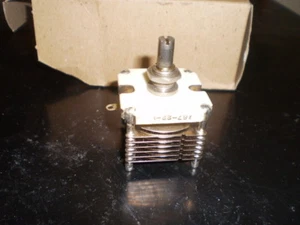 JOHNSON 167-22-1 POTENTIOMETER NEW > - Picture 1 of 1