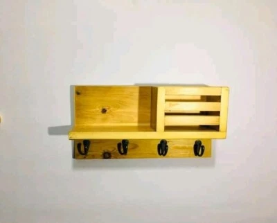 Porta llaves de pared de madera artesanal Foto 1 de 2