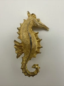 Vintage Brushed Gold Tone Figural Seahorse Brooch Pin - Picture 1 of 4