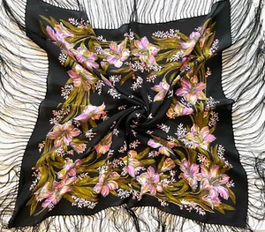 ๐บ Sciarpa vintage in seta floreale - 34" nero rosa verde crepe pura arte popolare con frange - Foto 1 di 5