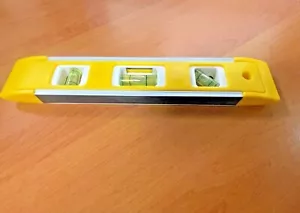 225mm 9" 3 in 1 Magnetic Torpedo Spirit Level 3 Bubble 45 Degre Aluminium Magnet - Picture 1 of 6