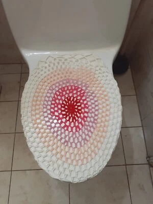 TAMPA DE ASSENTO/TAMPA DE ASSENTO REDONDA DE CROCHÊ FEITA À MÃO MULTICOLOR P - Imagem 1 de 3