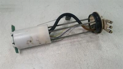 Bomba de combustible usada se adapta a: Chevrolet Silverado 2500 2002 camioneta conjunto de bomba exc. Cre Foto 1 de 4
