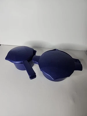 Pampered Chef 1Qt+2Qt Microwave Pot Steam Strainer Purple/blue  Made in USA - Image 1 of 4
