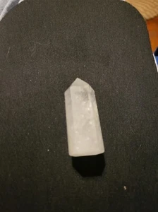 ~ Schöner Quarz Obelisk Spitzenstein Wicca heidnisch 48 mm - Bild 1 von 4