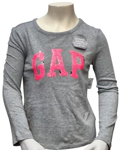 T-shirt GAP ragazza grigio rosa argento logo reversibile manica lunga prezzo consigliato £16,99 - Foto 1 di 8