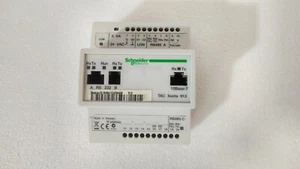 Schneider Electric TAC Xenta 913 Programmable Controller - Picture 1 of 7