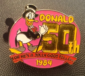 Disney Pin 17310 Donald Duck Jolly Good Fellow Pink Magical Musical Moments - Bild 1 von 4